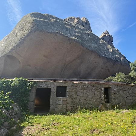 A Santa Trinita Villa Bonifacio  Luaran gambar